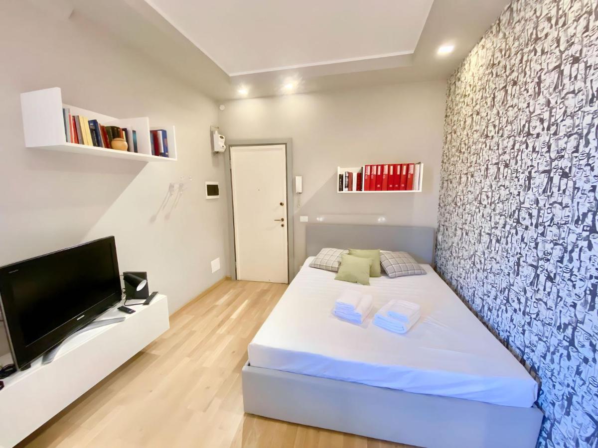 Appartement Viale Umbria Colorful And Cosy Studio à Milan Extérieur photo